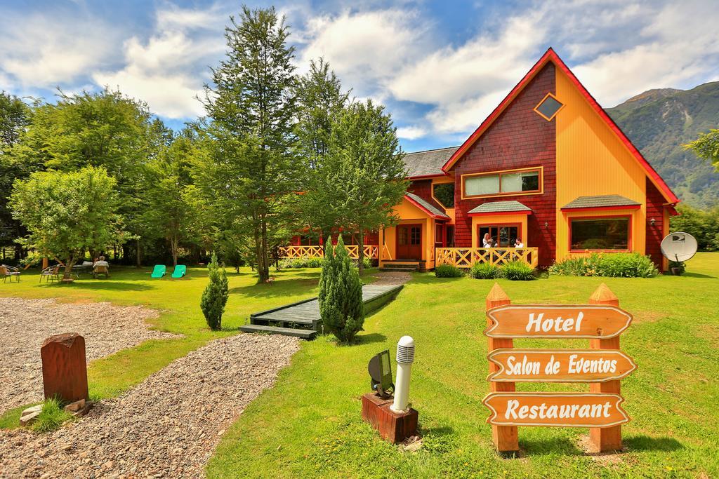Hotel Y Cabanas Patagonia Green بويرتو آيسن المظهر الخارجي الصورة
